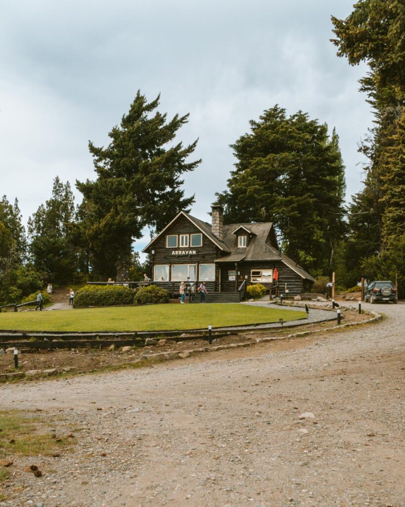 Fachada de la Casa de Te Arrayan, San Martin de los Andes