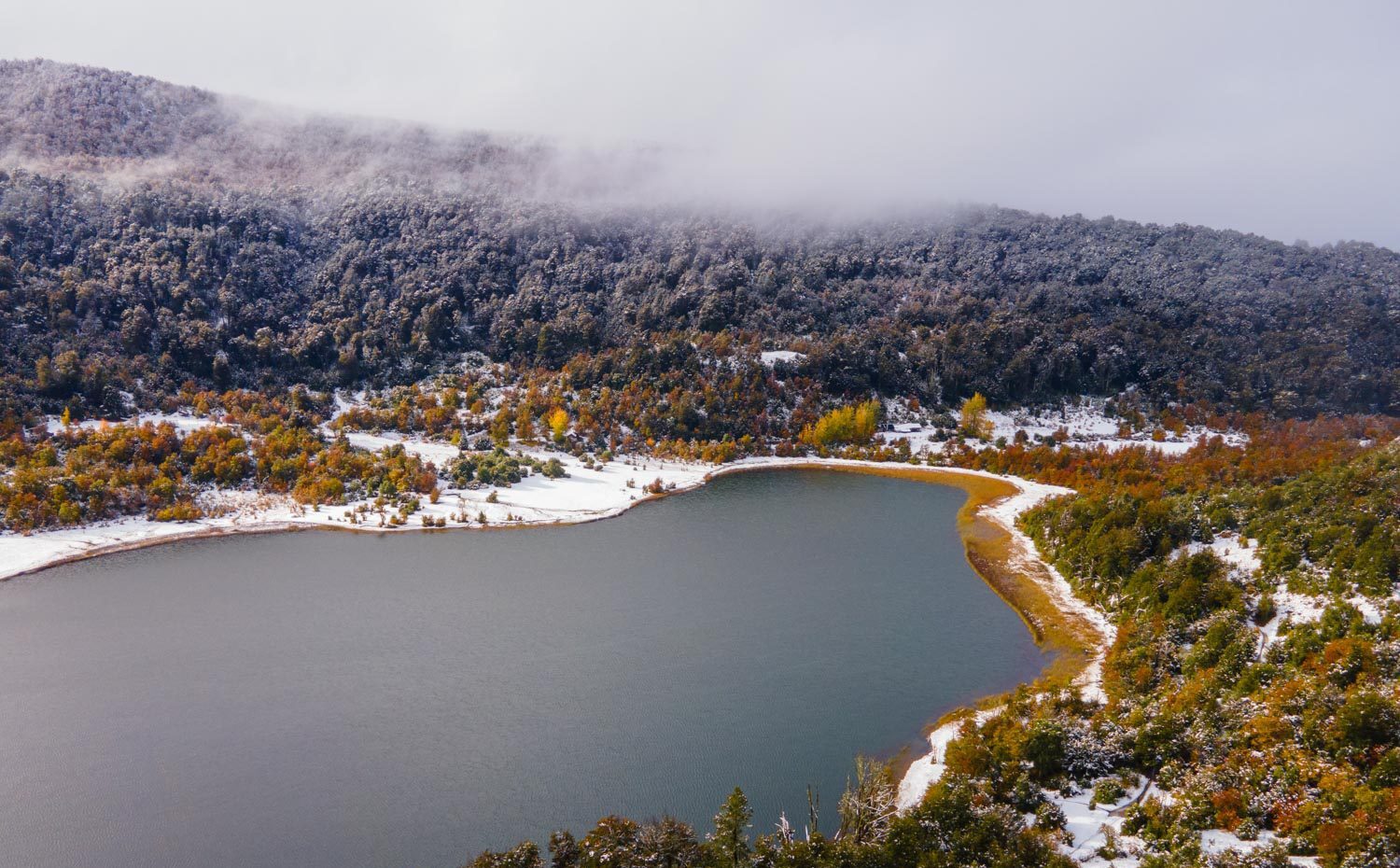 laguna rosales, San Martín de los Andes, fotografía de paisaje de Gustavo Arias @gusariase
