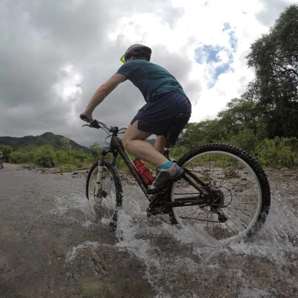 Excursión MTB Salta - Latitur